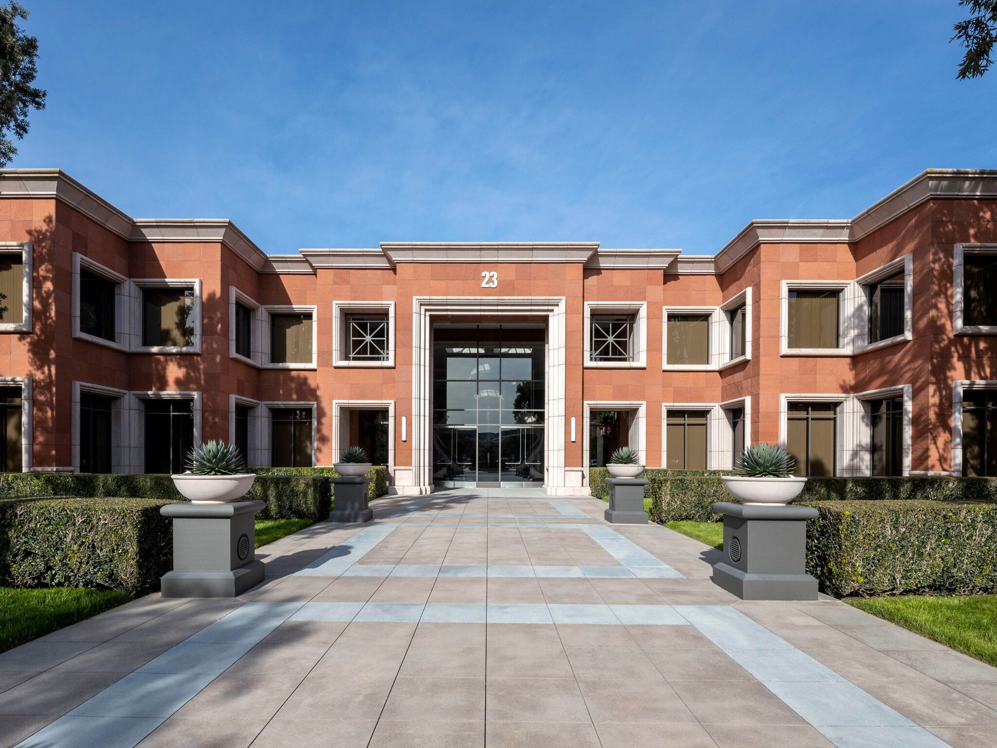 23 Corporate Plaza Dr, Newport Beach, CA for rent Building Photo- Image 1 of 33