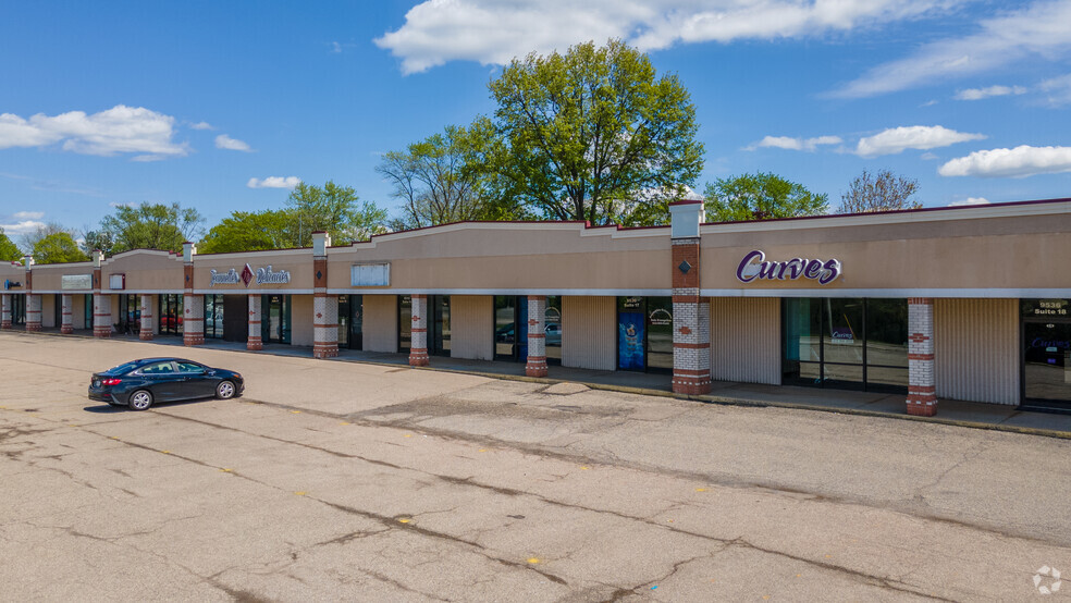 9536 Cincinnati Columbus Rd, West Chester, OH for rent - Building Photo - Image 2 of 9