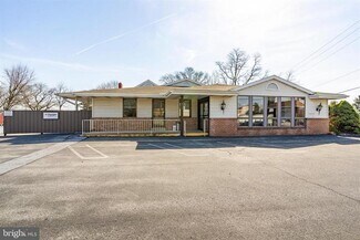 More details for 915 N Hanover St, Elizabethtown, PA - Office/Retail for Rent