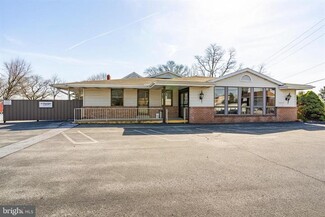 More details for 915 N Hanover St, Elizabethtown, PA - Office/Retail for Rent