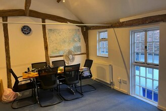 5 Buttermarket, Thame to rent Interior Photo- Image 2 of 3