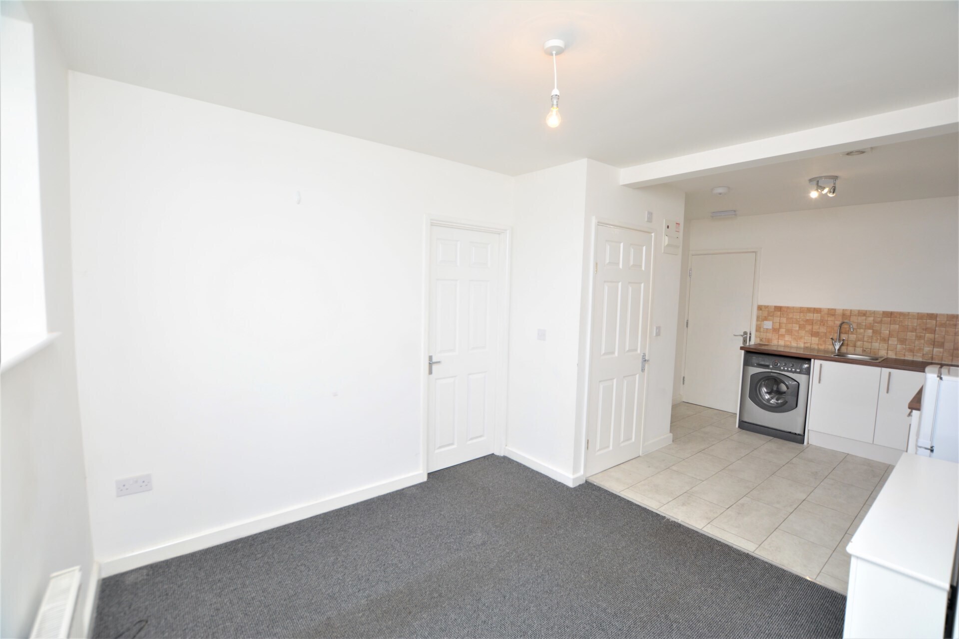 29-33 Portfields Rd, Newport Pagnell for sale Building Photo- Image 1 of 1