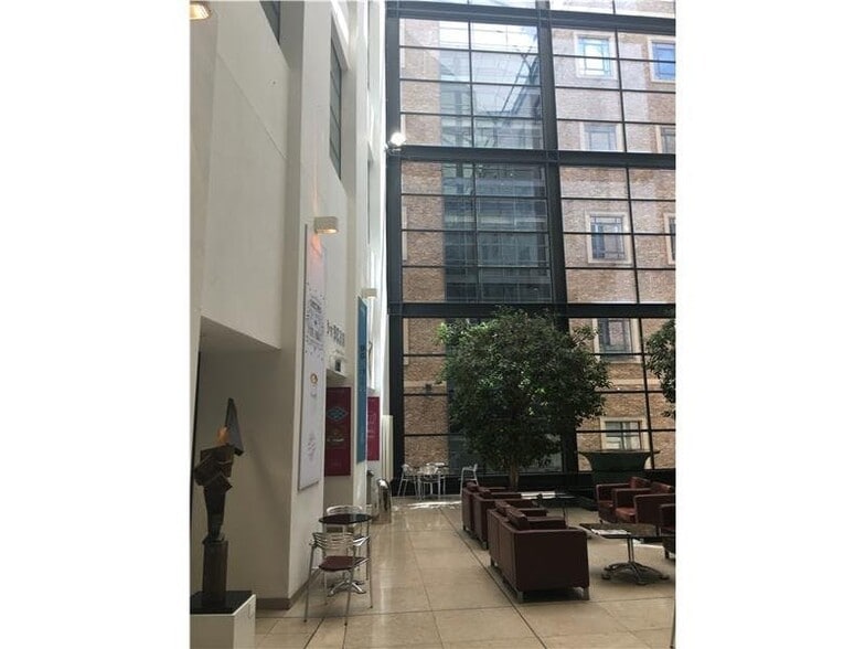 Forth St, Newcastle Upon Tyne to rent - Building Photo - Image 2 of 16