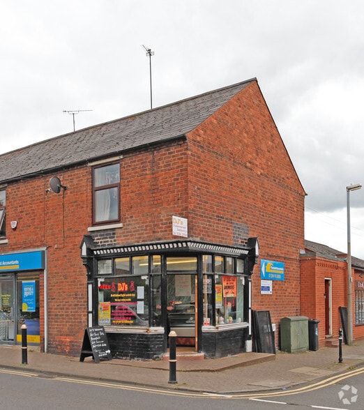 46 Market St, Kingswinford for sale - Building Photo - Image 2 of 5