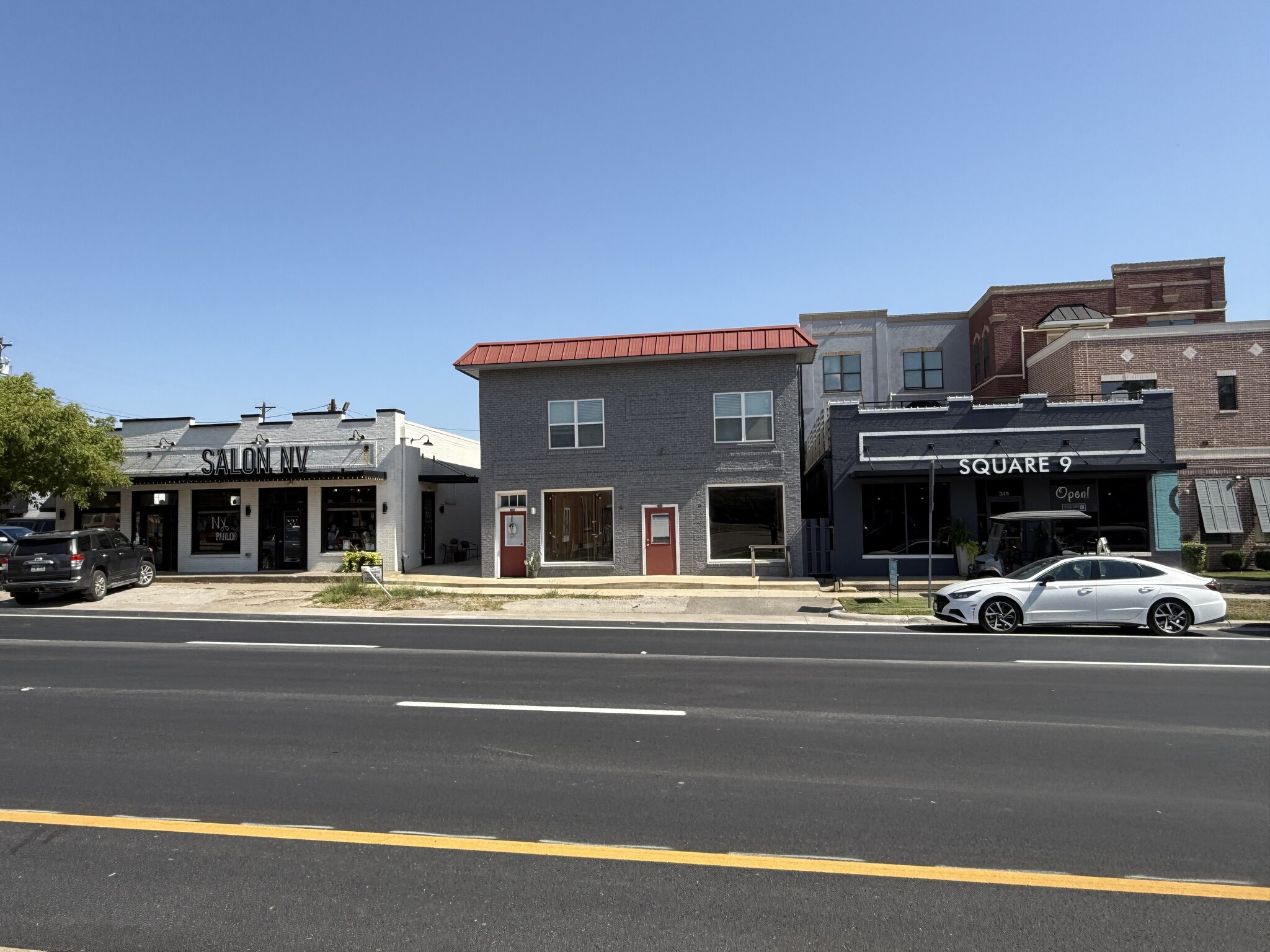 315 S Locust St, Denton, TX for rent Building Photo- Image 1 of 3