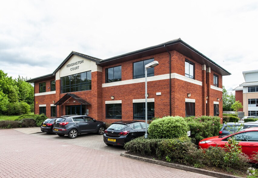 Pynes Hl, Exeter for sale - Primary Photo - Image 1 of 1