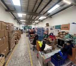 Blackhorse Rd, London to rent Interior Photo- Image 2 of 3