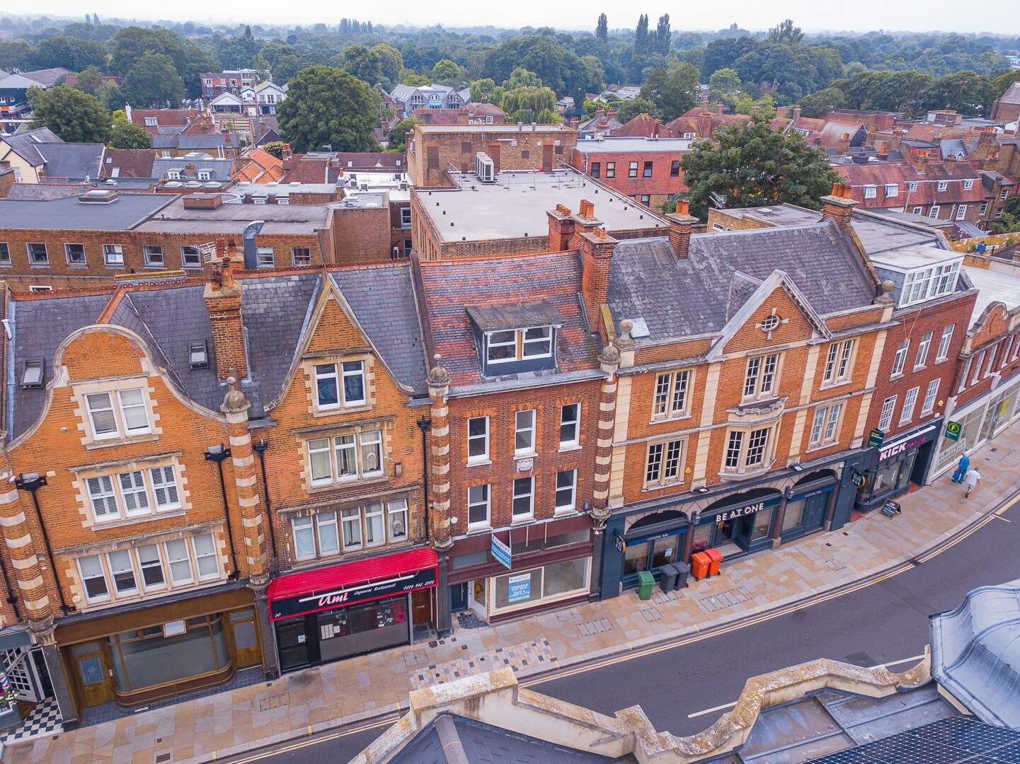 28 York St, Twickenham for sale Primary Photo- Image 1 of 1
