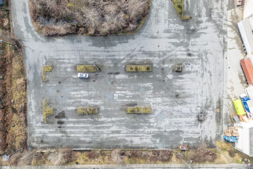 970 Dominion & 985 Nicola Avenue portfolio of 2 properties for sale on LoopNet.co.uk - Aerial - Image 3 of 3