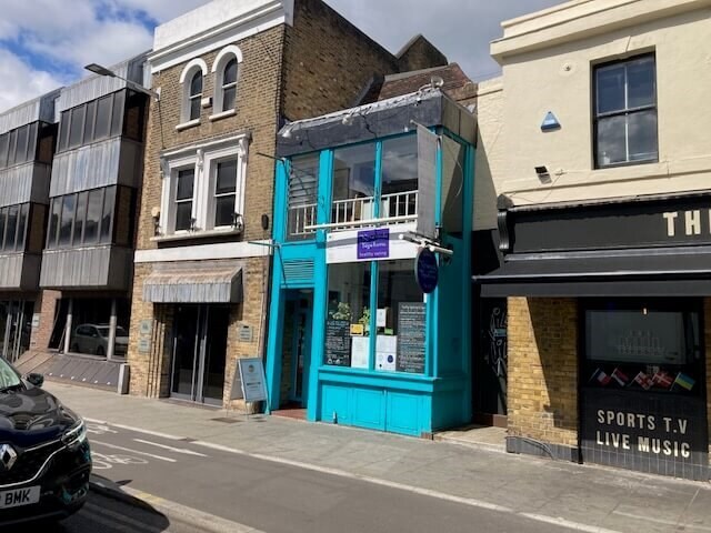 64 High St, Kingston Upon Thames for rent - Building Photo - Image 1 of 8