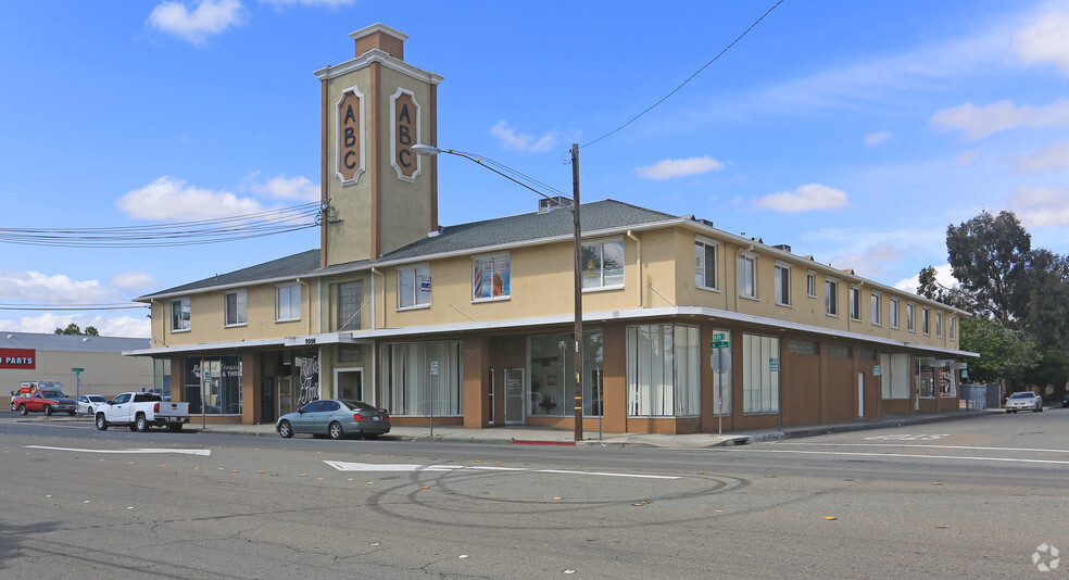 2000-2008 A St, Antioch, CA for rent - Building Photo - Image 3 of 16