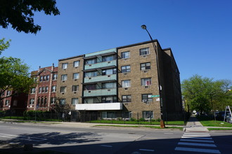 7700 S South Shore Dr, Chicago, IL for sale Building Photo- Image 1 of 1