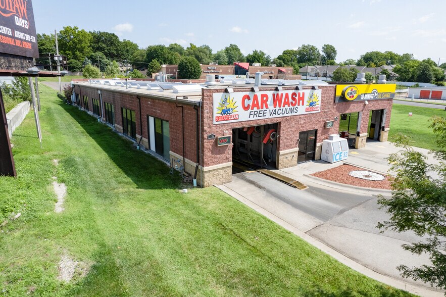 Squeaky Clean Car Wash Portfolio Kansas City, MO for Sale UK