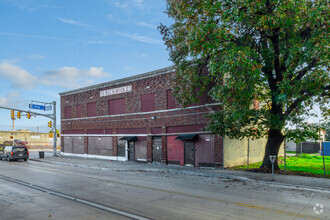 900 W Houston St, San Antonio, TX for sale Primary Photo- Image 1 of 10