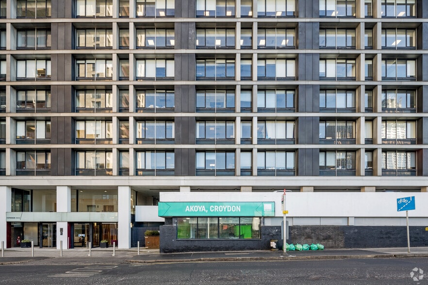 Addiscombe Rd, Croydon to rent - Building Photo - Image 3 of 20