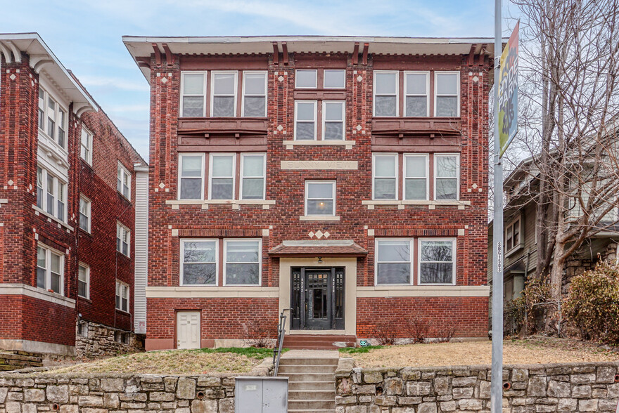 4220 Harrison St, Kansas City, MO for sale - Building Photo - Image 1 of 1