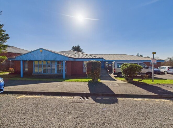 Carmondean Centre S, Livingston to rent - Primary Photo - Image 1 of 3