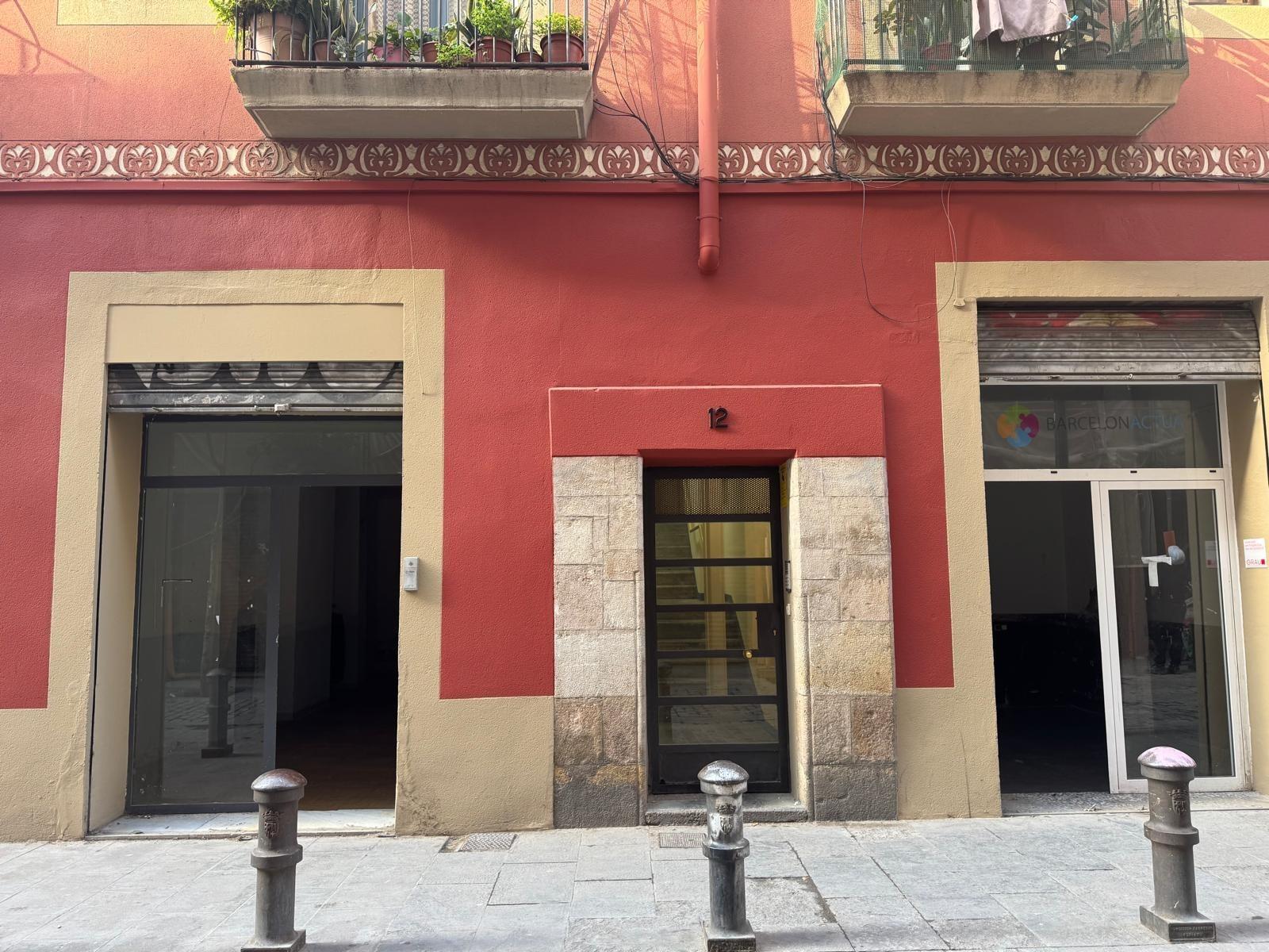 Retail in Barcelona, Barcelona to rent Interior Photo- Image 1 of 2
