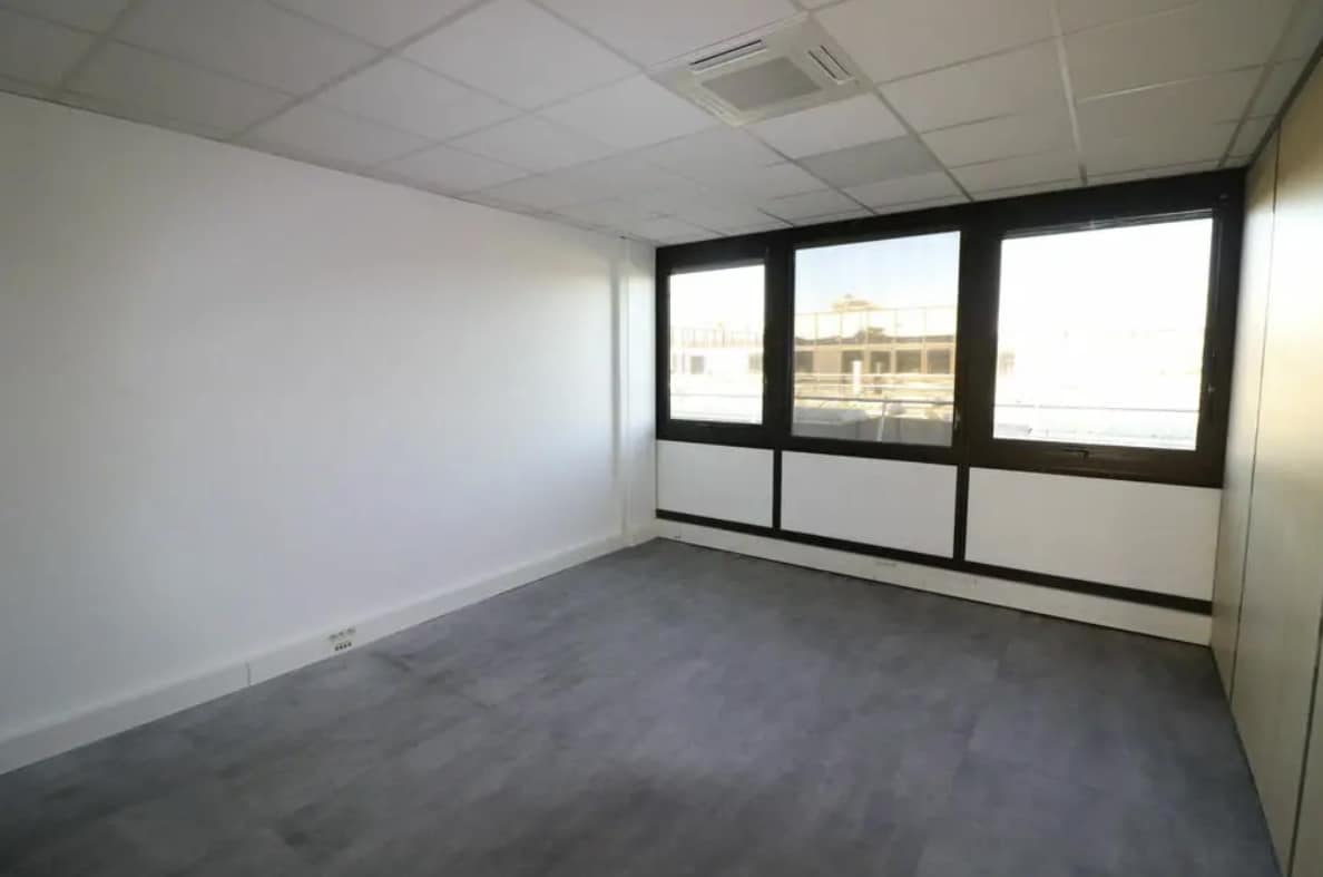 102 Boulevard Heloise, Argenteuil to rent Interior Photo- Image 1 of 3