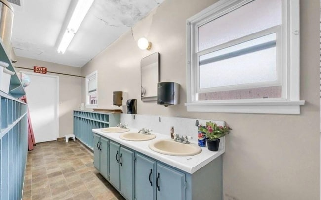 More details for 412 N San Gabriel Ave, Azusa, CA - Office / Medical to Rent