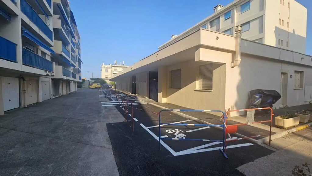 Vente Entrepôt 725 m² - Photo 1