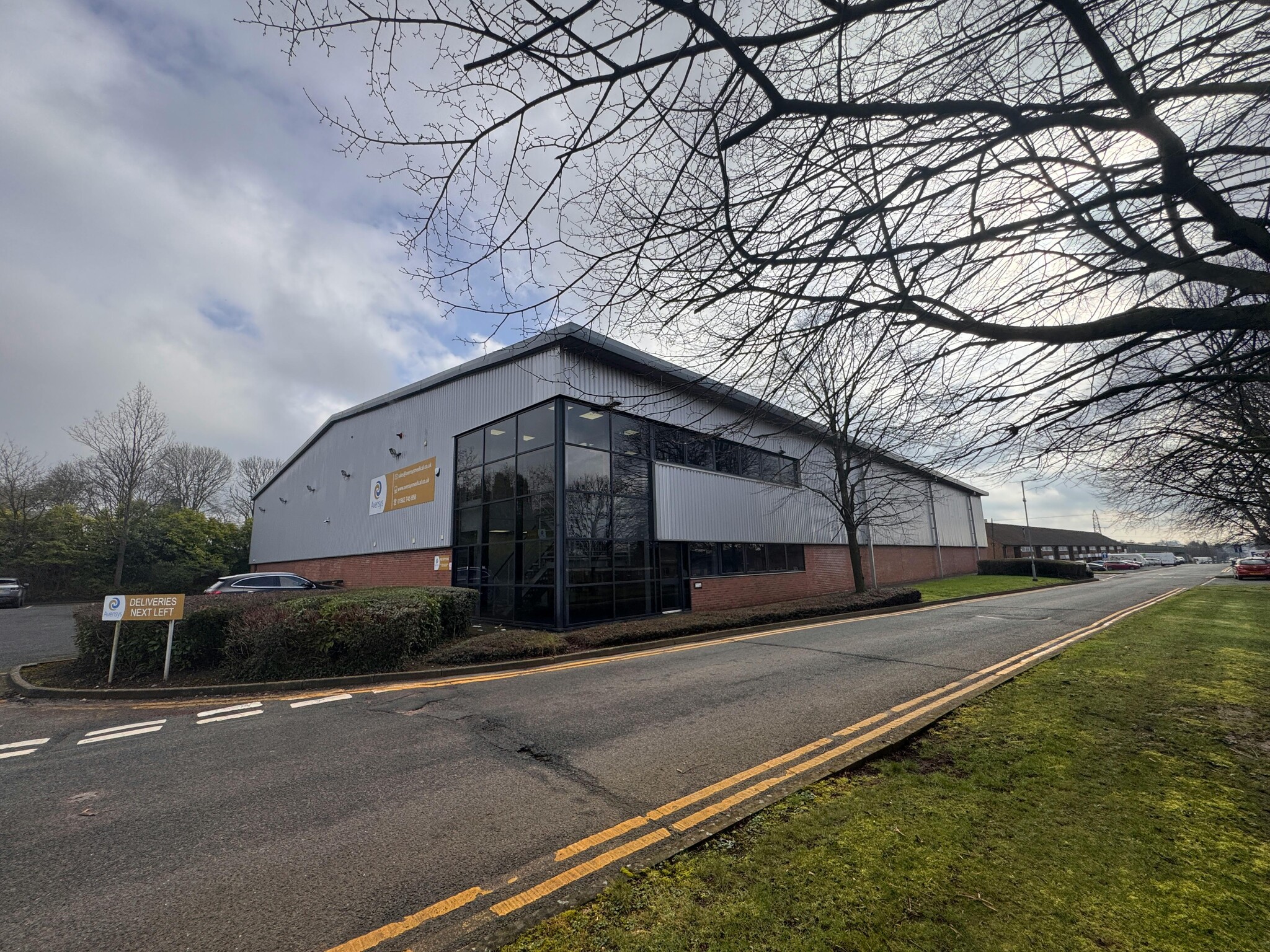 Walton Rd, Kidderminster to rent Building Photo- Image 1 of 9