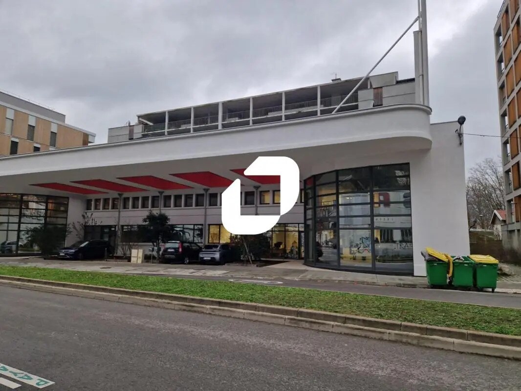 55 Route De Lyon, Grenoble to rent Primary Photo- Image 1 of 21