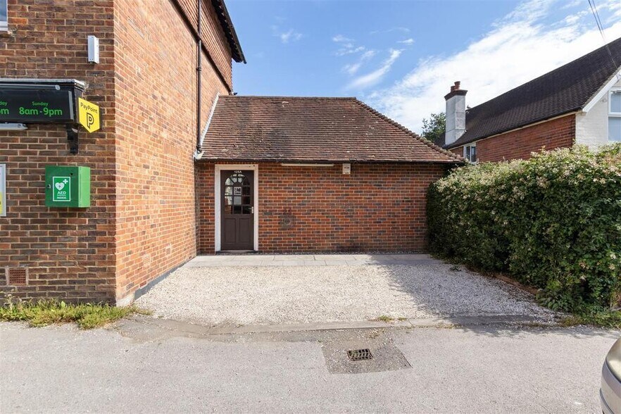 Camelsdale Rd, Haslemere, GU27 3SD - Retail for Sale - 1,437 sq ft - GBR