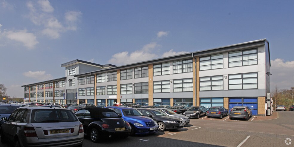 1-5 West Rd, Ipswich to rent - Building Photo - Image 1 of 2