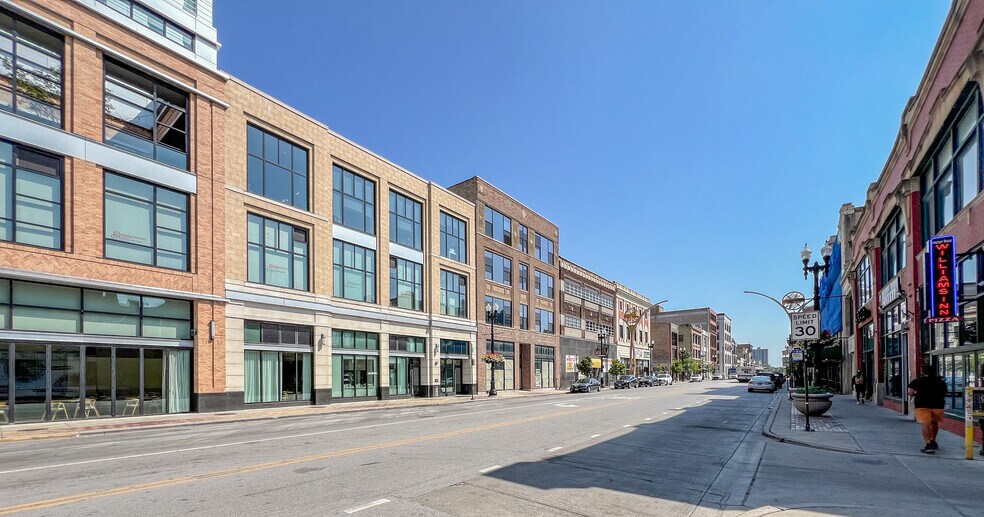 2215 S Michigan Ave, Chicago, IL for sale - Building Photo - Image 2 of 22