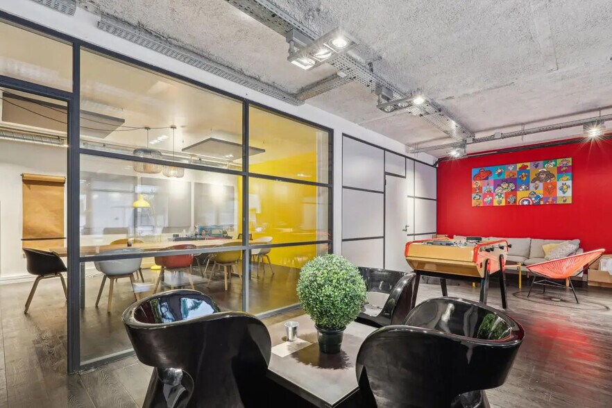 41 Rue Périer, Montrouge to rent - Interior Photo - Image 2 of 15