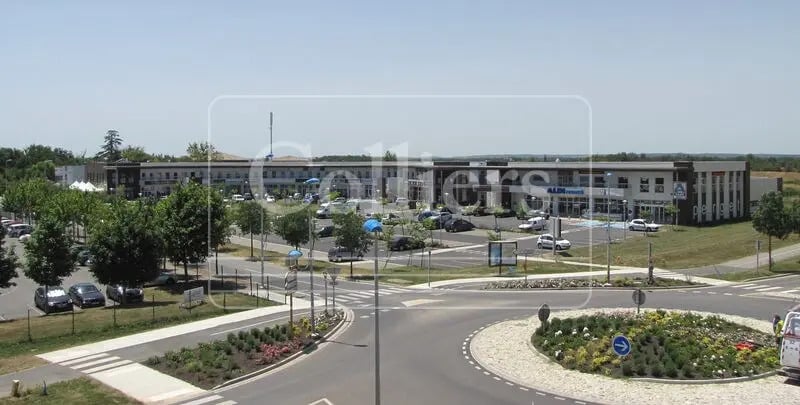 4 Avenue André-Marie Ampère, Colomiers to rent Building Photo- Image 1 of 5