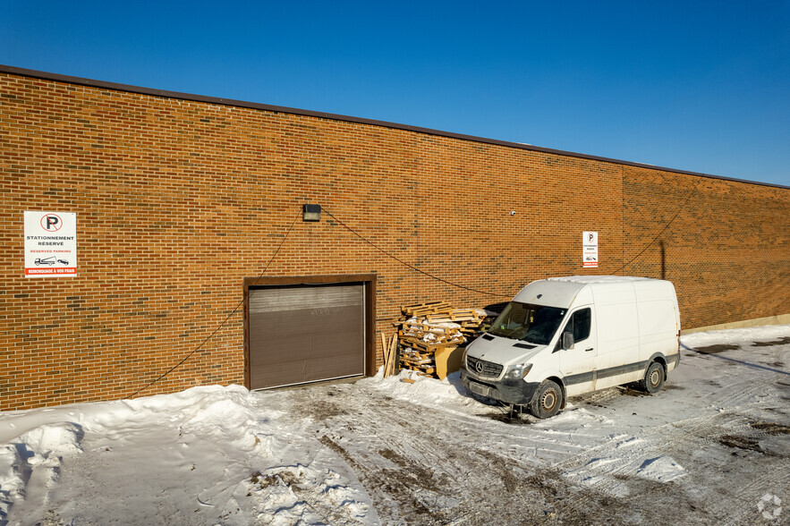 7729-7735 Rue Valdombre, Saint-leonard, QC for sale - Building Photo - Image 3 of 4