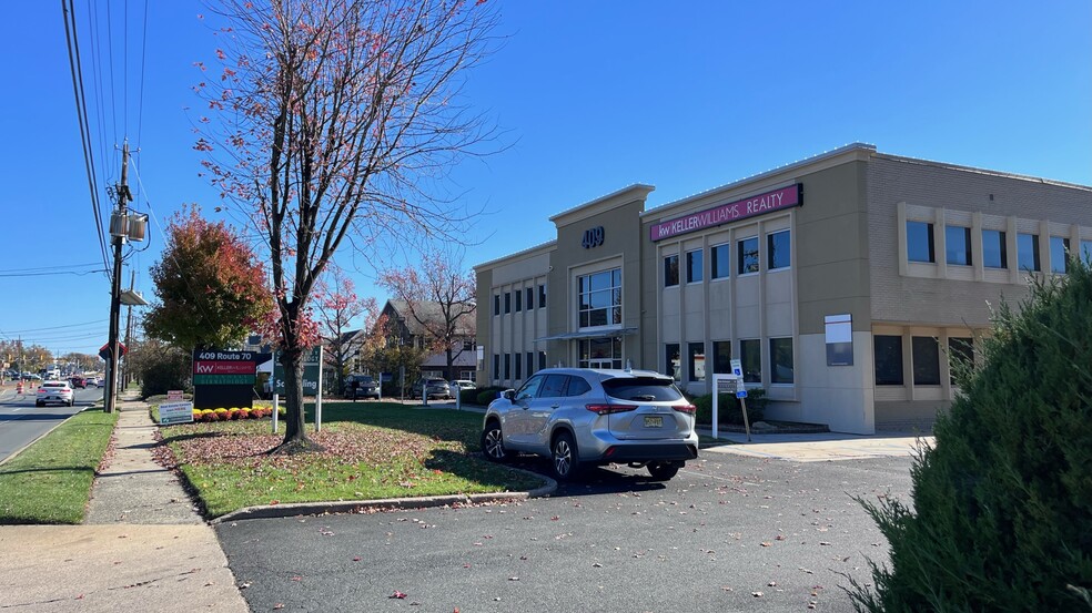 409 E Marlton Pike, Cherry Hill, NJ for rent - Building Photo - Image 3 of 34