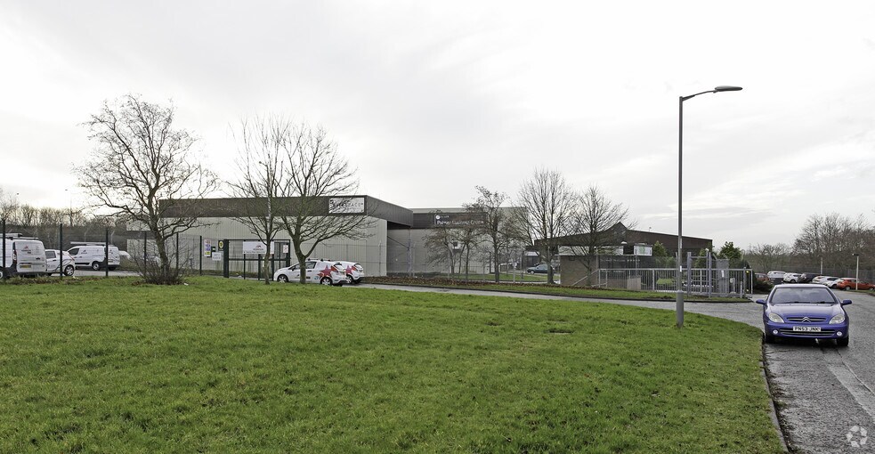 1 Palmer Rd, Peterlee to rent - Building Photo - Image 2 of 2