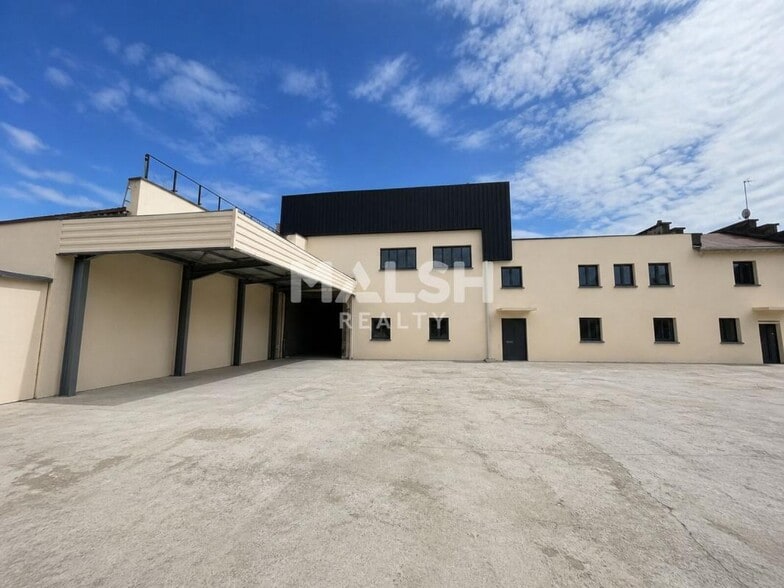 Avenue Paul Krüger, Villeurbanne to rent - Building Photo - Image 1 of 7