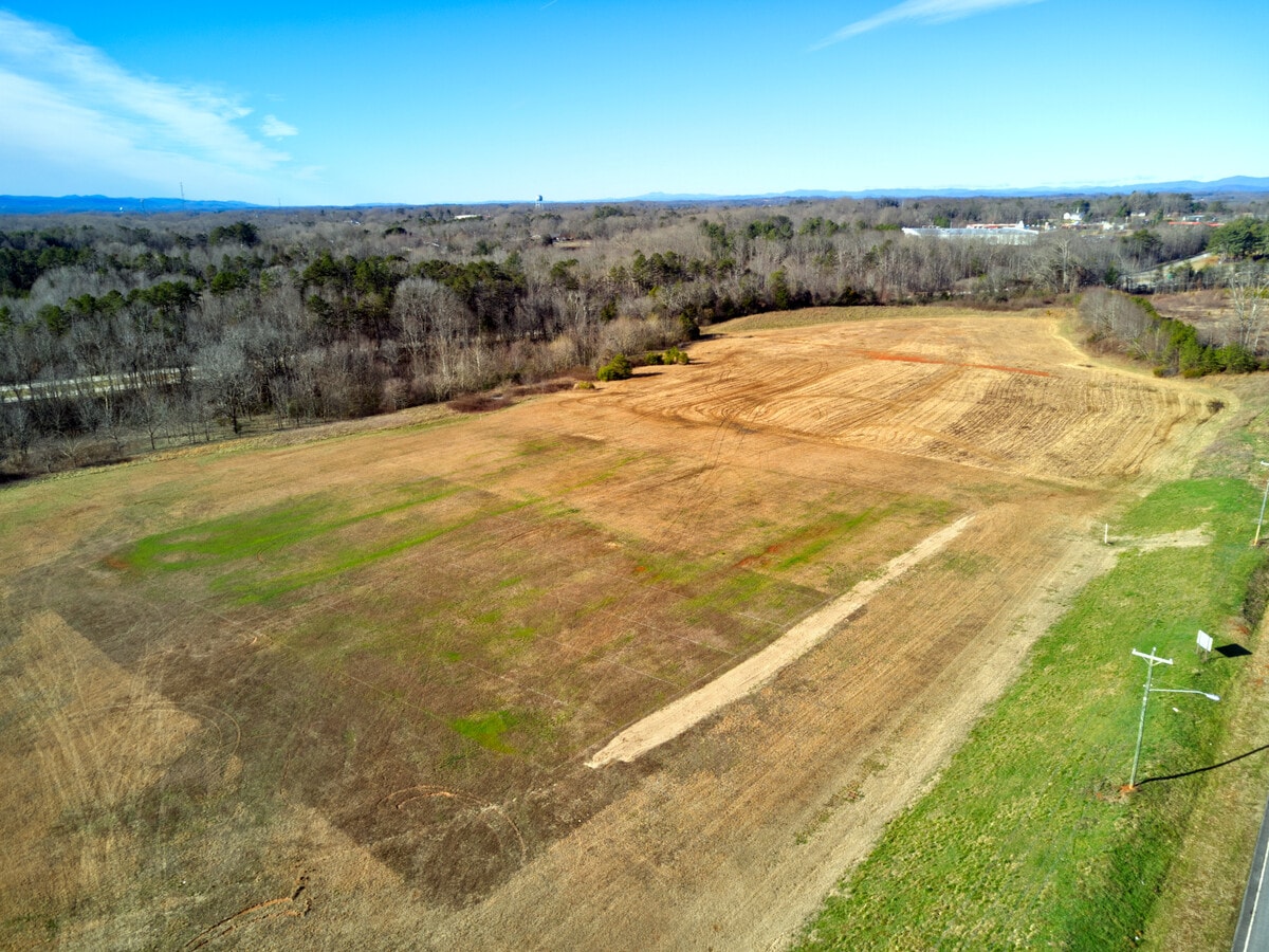 Candle Wycke Ln, Elkin 28621 UK