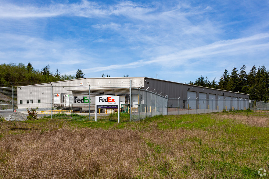 3215 Ocean Blvd SE, Coos Bay, OR for sale - Primary Photo - Image 1 of 1