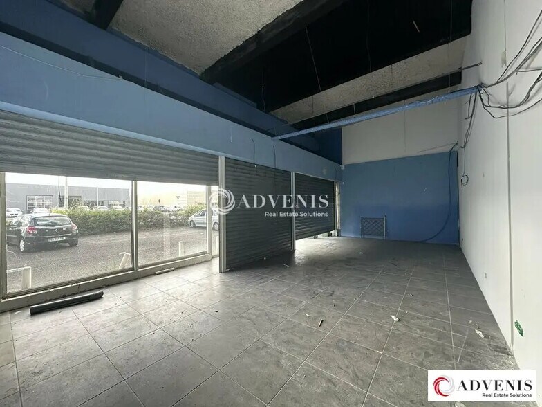 Retail in Mérignac to rent - Building Photo - Image 3 of 5