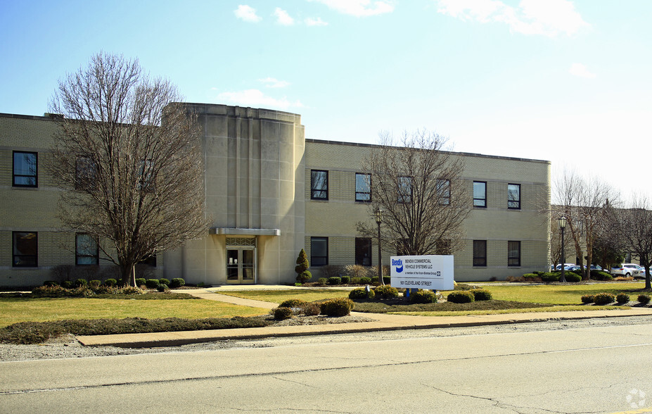 901 Cleveland St, Elyria, OH for rent - Building Photo - Image 3 of 3