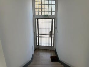 Office / Retail in Barcelona, Barcelona to rent Interior Photo- Image 2 of 13
