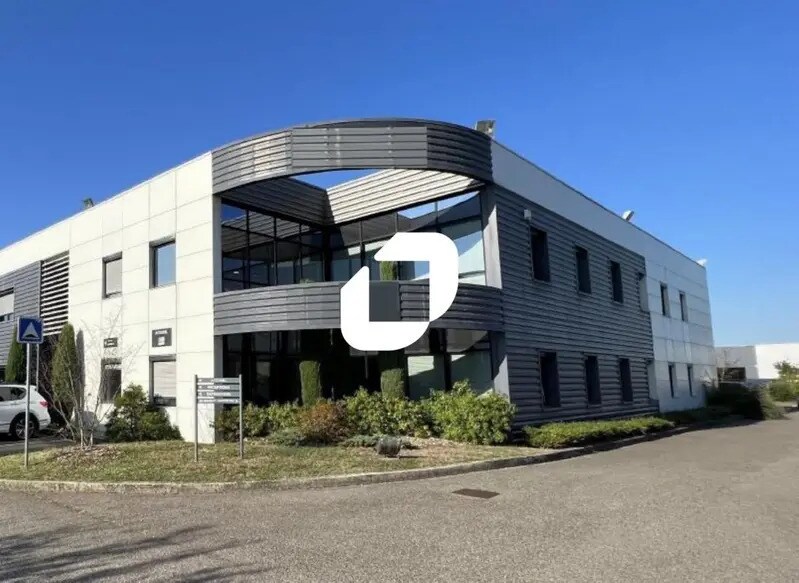 Light Industrial in Saint-Priest to rent - Building Photo - Image 1 of 14