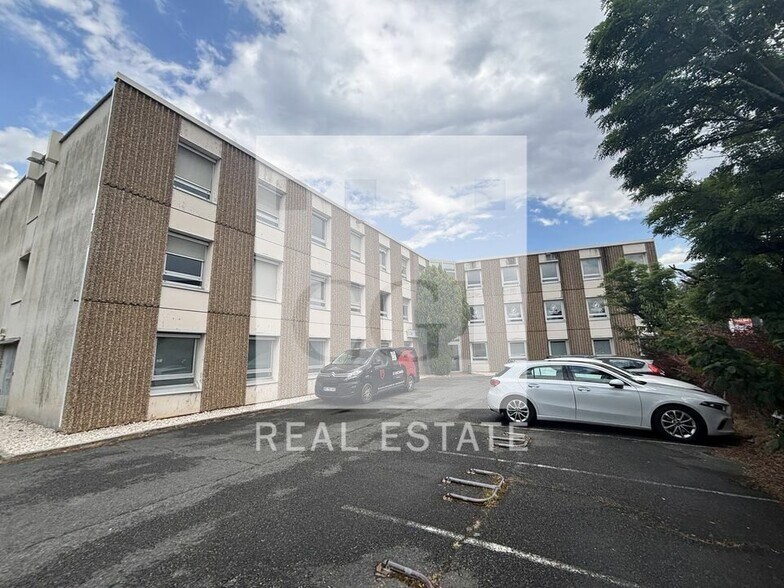 Office in Écully for sale - Building Photo - Image 2 of 10