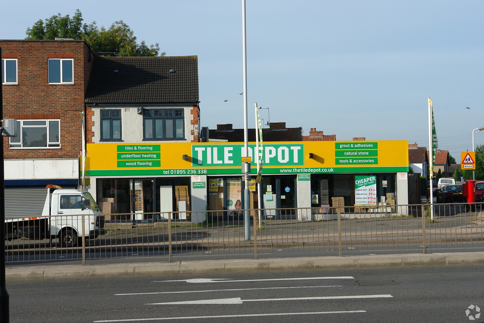 13-14 Uxbridge Rd, Uxbridge to rent Primary Photo- Image 1 of 2