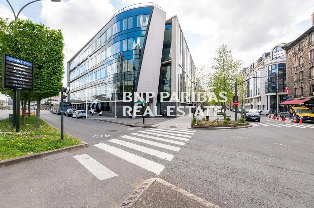 63 Avenue Du Général Leclerc, Bourg-la-Reine to rent Primary Photo- Image 1 of 15