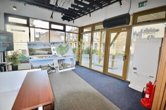 10-12 Oliver Cres, Hawick to rent Interior Photo- Image 1 of 4