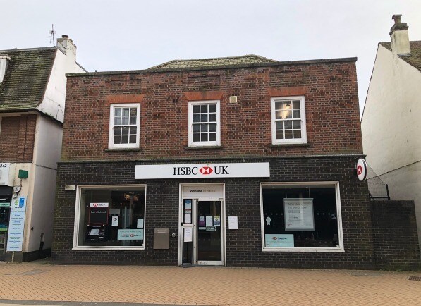 33 Town Centre, Hatfield for sale - Primary Photo - Image 1 of 1