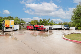 2001 Windy Ter, Cedar Park, TX for rent Building Photo- Image 2 of 6