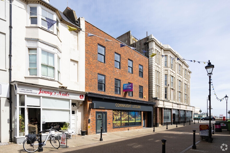 Bath Pl, Worthing to rent - Primary Photo - Image 1 of 11