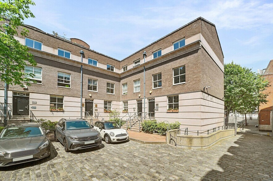 1 Coldbath Sq, London to rent - Building Photo - Image 3 of 25